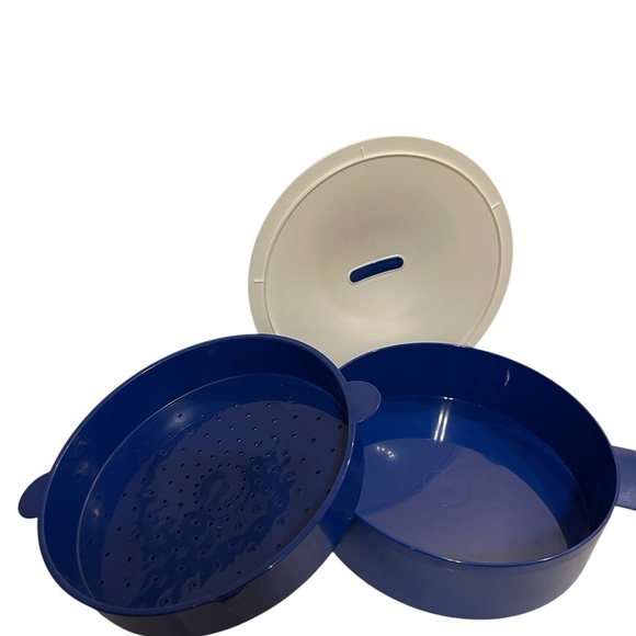 Tupperware Other - Tupperware Blue Microwave Vegetable Steamer Kitchen Cookware